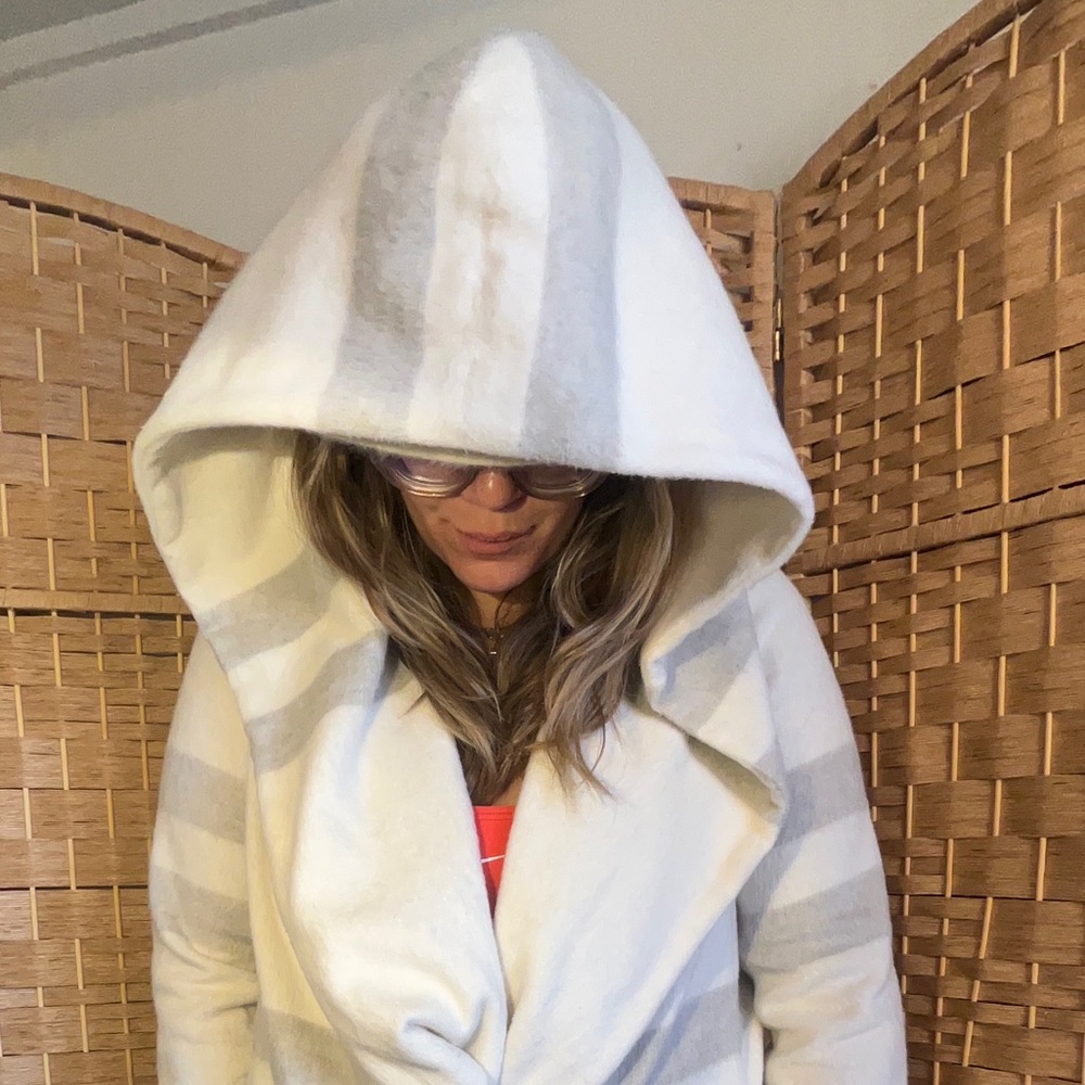 Lovestitch Wool Blend Hooded Coat - Picture 5 of 12